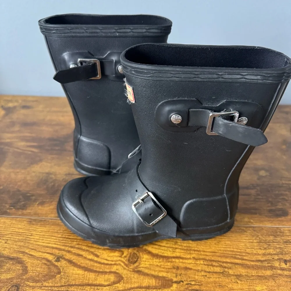 Hunter Kids Black Short Biker‎ Moto Buckle Rain Boots Size 11